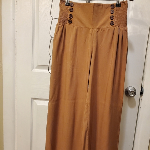 Pants - Picture 2 of 3